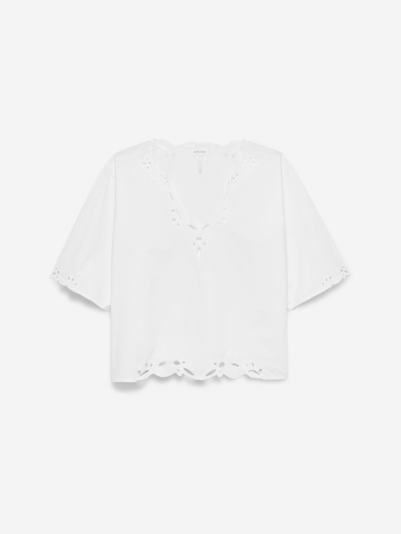 Top Aila | Very white